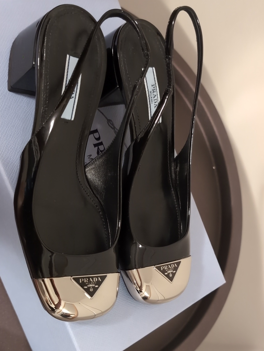 Prada Black Patent Leather Women's Shoes - Picture 3 of 5